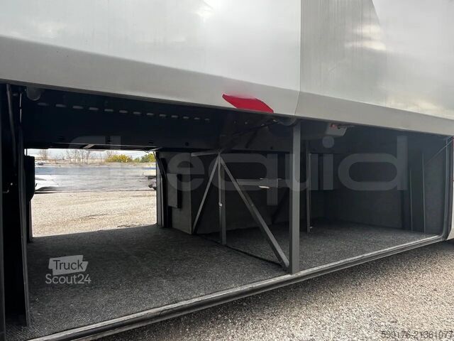 Αυτοκίνητο τουρισμού Irizar i6