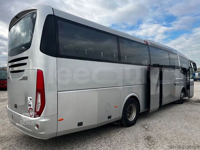 Αυτοκίνητο τουρισμού Irizar i6