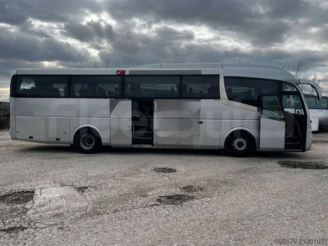 Αυτοκίνητο τουρισμού Irizar i6