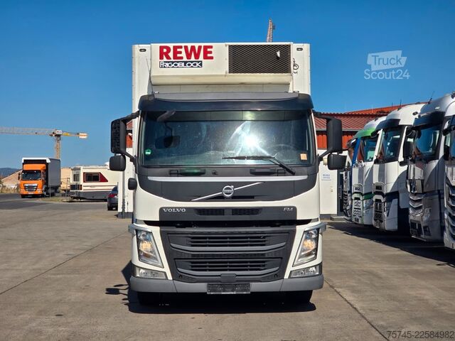 Ledusskapja kravas automašīna VOLVO FM 460 * FRIGOBLOCK *VOLLLUFT*LBW 2.5T PALFINGER