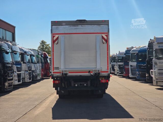 Ledusskapja kravas automašīna VOLVO FM 460 * FRIGOBLOCK *VOLLLUFT*LBW 2.5T PALFINGER