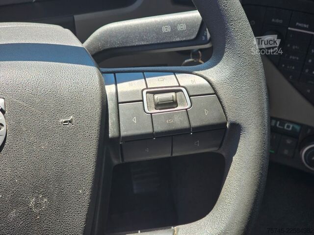 Ledusskapja kravas automašīna VOLVO FM 460 * FRIGOBLOCK *VOLLLUFT*LBW 2.5T PALFINGER