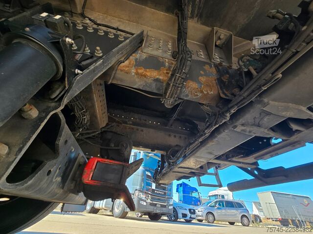 Ledusskapja kravas automašīna VOLVO FM 460 * FRIGOBLOCK *VOLLLUFT*LBW 2.5T PALFINGER