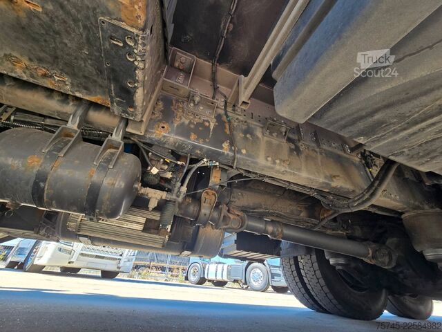Ledusskapja kravas automašīna VOLVO FM 460 * FRIGOBLOCK *VOLLLUFT*LBW 2.5T PALFINGER