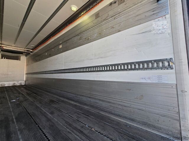 Ledusskapja kravas automašīna VOLVO FM 460 * FRIGOBLOCK *VOLLLUFT*LBW 2.5T PALFINGER