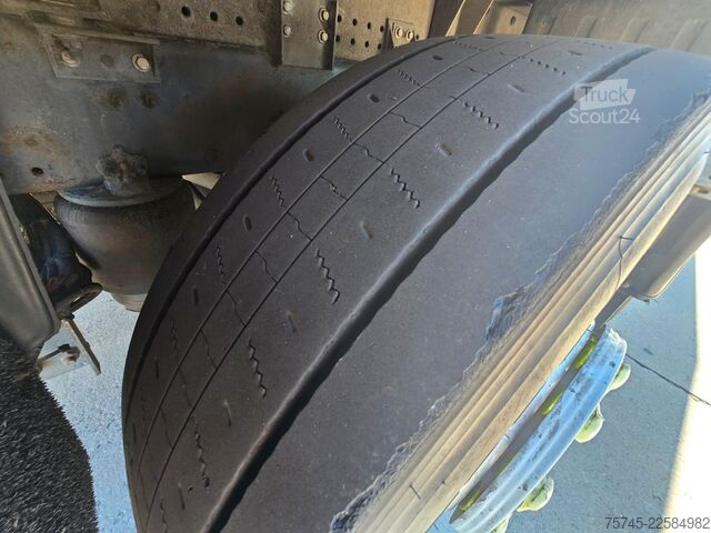 Ledusskapja kravas automašīna VOLVO FM 460 * FRIGOBLOCK *VOLLLUFT*LBW 2.5T PALFINGER