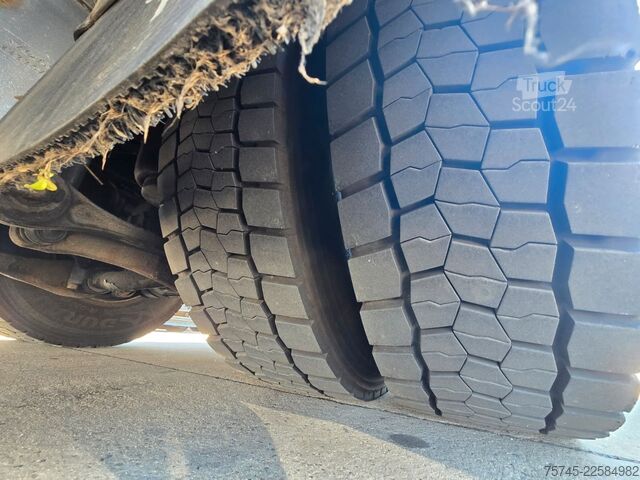 Ledusskapja kravas automašīna VOLVO FM 460 * FRIGOBLOCK *VOLLLUFT*LBW 2.5T PALFINGER