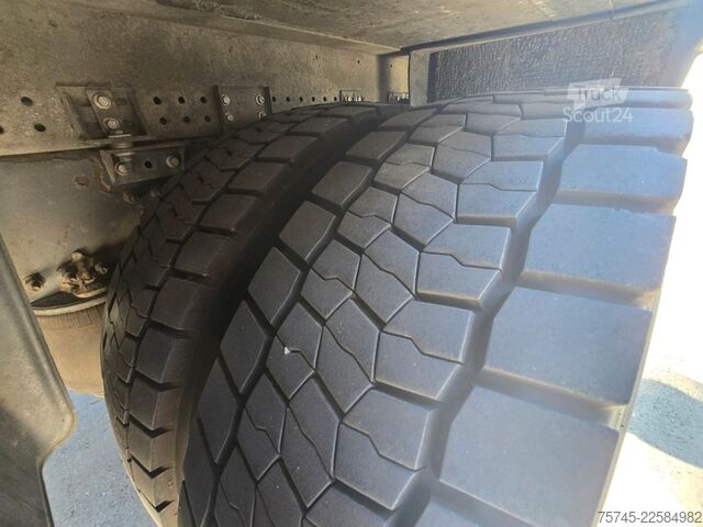 Ledusskapja kravas automašīna VOLVO FM 460 * FRIGOBLOCK *VOLLLUFT*LBW 2.5T PALFINGER