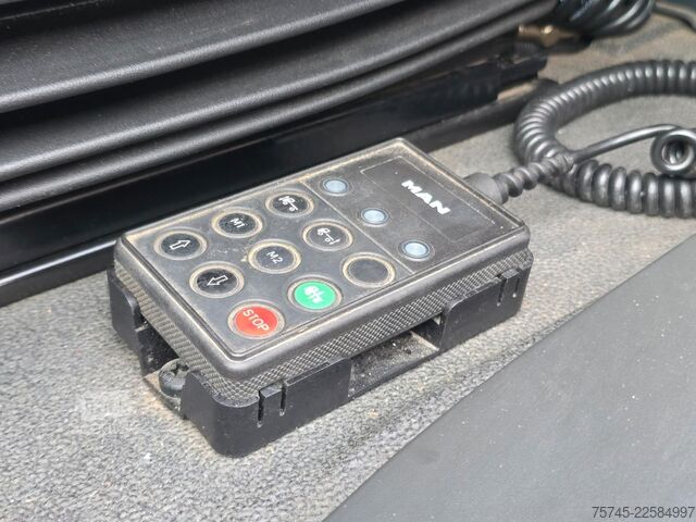 Autolaadkraan MAN TGS 26.360 *  HYVA-KRAN * 19.3M * FERNBEDIENUNG