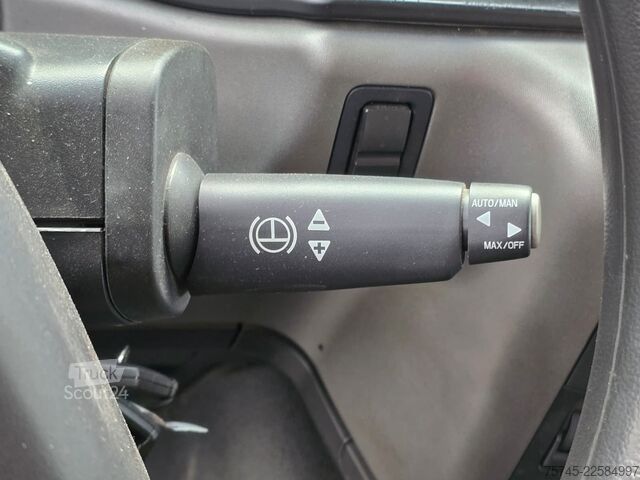 Autolaadkraan MAN TGS 26.360 *  HYVA-KRAN * 19.3M * FERNBEDIENUNG