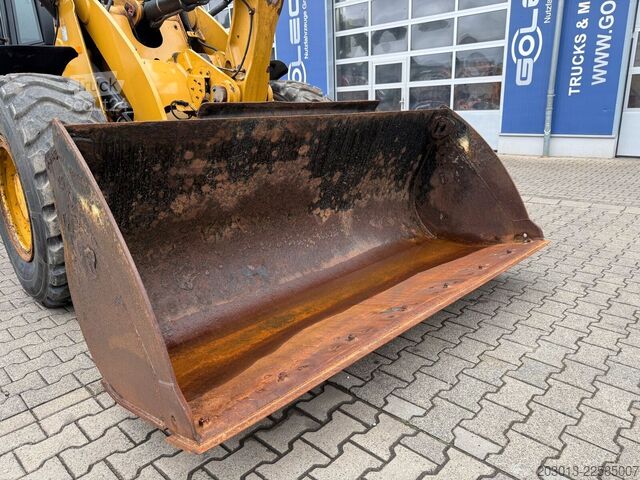 Radlader CATERPILLAR 914 14A Radlader MIT Schaufel 8,6 Tonnen *2927 h