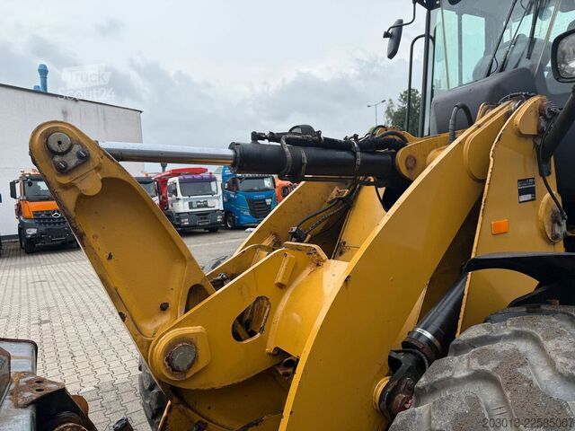 Radlader CATERPILLAR 914 14A Radlader MIT Schaufel 8,6 Tonnen *2927 h