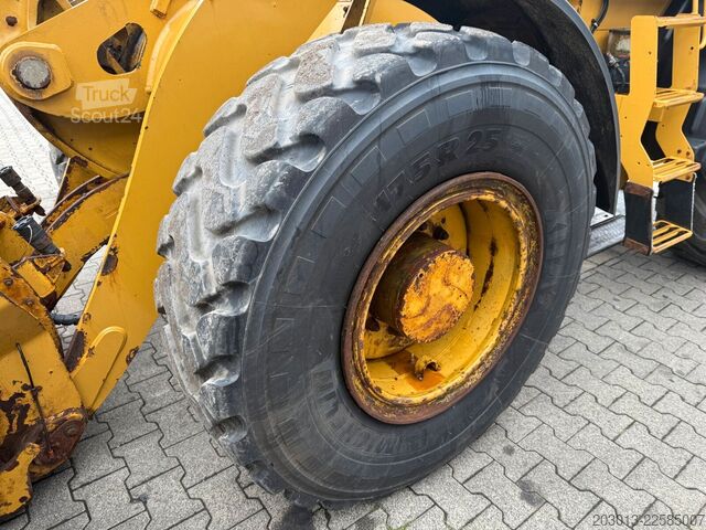 Radlader CATERPILLAR 914 14A Radlader MIT Schaufel 8,6 Tonnen *2927 h