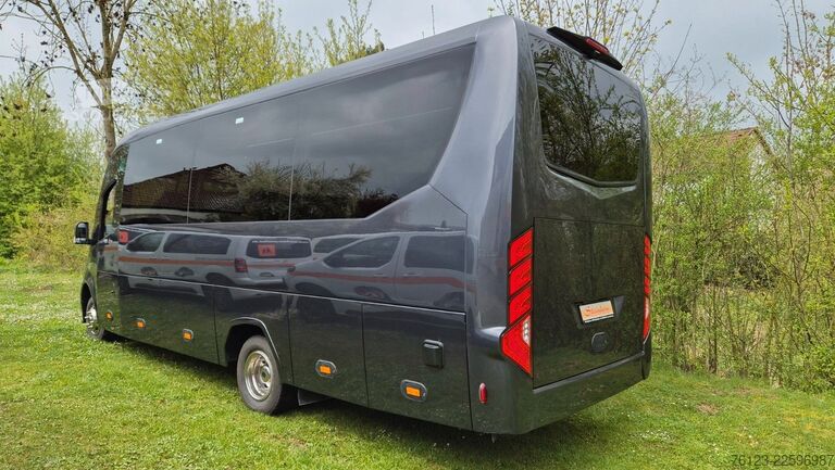 Kleinbus MERCEDES-BENZ Sprinter 519 29 SchlafsesselVorlauffahrzeug