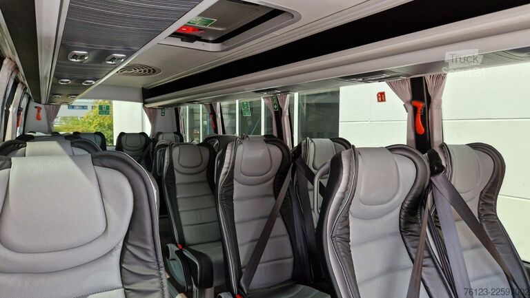 Minibüs MERCEDES-BENZ 519 Sunset S 4 Ferqui Chasis 907 Vorlauffahrzeug
