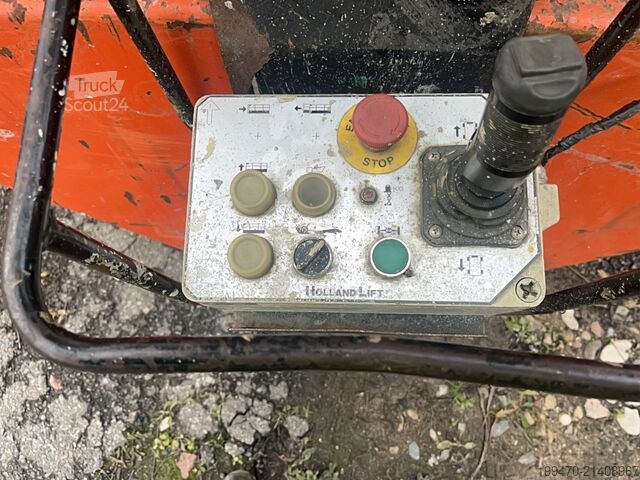 ножичний підйомний стіл Holland Lift N165-12EL Combistar (16.5 m)