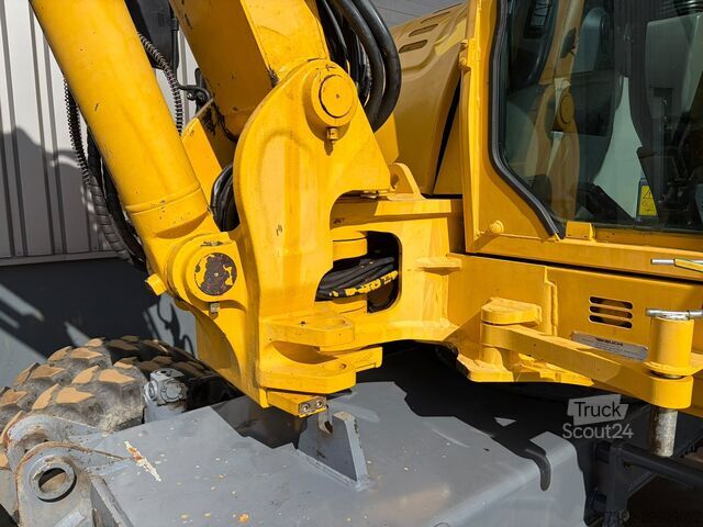 Pelle sur roues Takeuchi TB295W-1