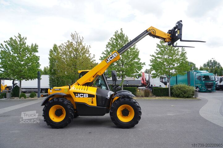 Telelader JCB 526-56 AGRI Plus / 5.6 m / joystick
