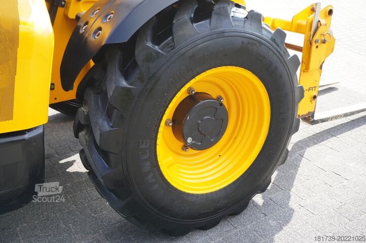 Teleskopski manipulator JCB 535-95 / 3.5 T / range 9.5 m / 700 MTH!