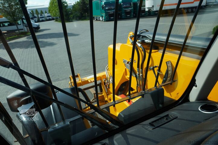 Teleskopski manipulator JCB 535-95 / 3.5 T / range 9.5 m / 700 MTH!