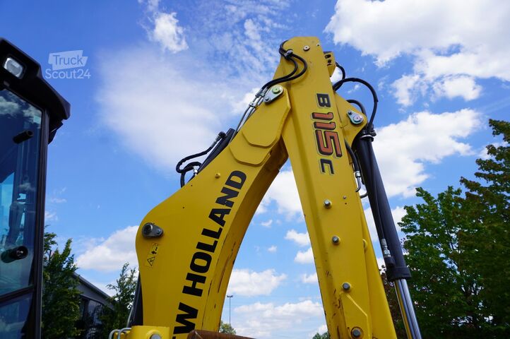 Baggerlader New Holland B 115 C backhoe loader / 1000 MTH !