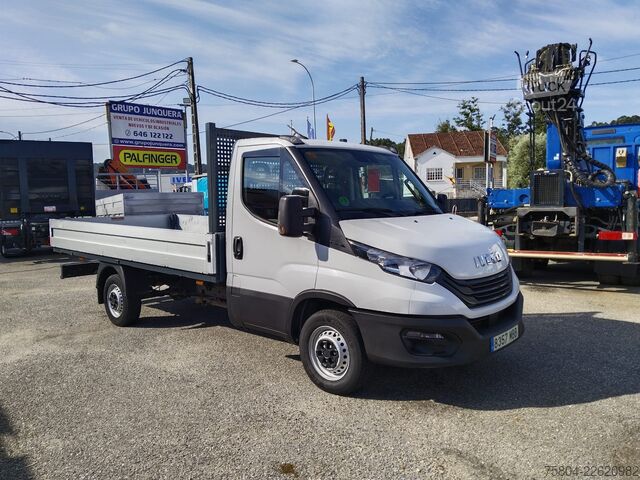 شاحنة صندوقية Iveco DAILY 35S16