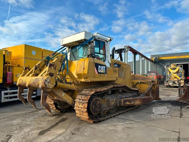 Puskutraktori Caterpillar D 7 E