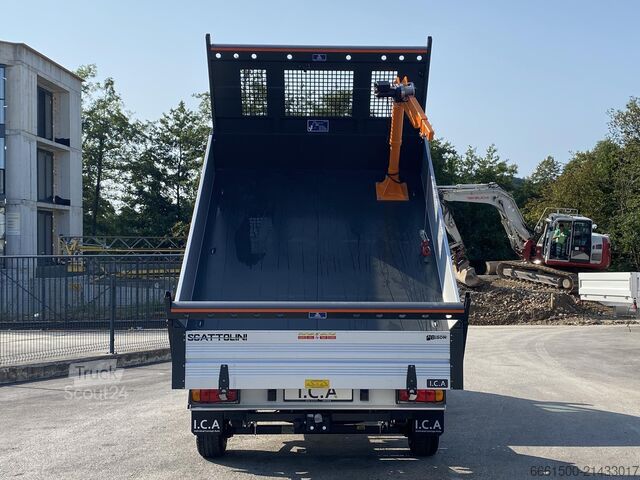 Panel van FIAT Ducato Dreiseitenkipper Säulendrehkran