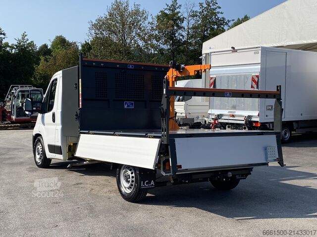 Panel van FIAT Ducato Dreiseitenkipper Säulendrehkran