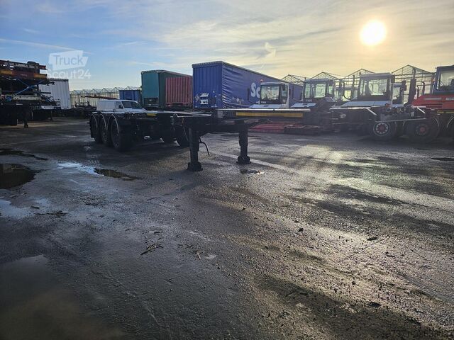 Transport av containrar OZGUL /GA08XS1 / 2 X EXTENDIBLE CHASSIS /GERMAN TRAIL...