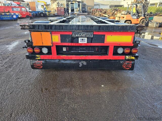 Transport av containrar OZGUL /GA08XS1 / 2 X EXTENDIBLE CHASSIS /GERMAN TRAIL...