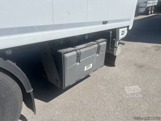 Yürüyen tabanlı yarı römork KNAPEN K100/KT01, 10 MM, LIFTACHSE,FUNK  UNFALLSCHADEN