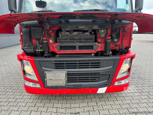 Gevaarlijke stoffen Volvo FM 460 Globetrotter, Night-Airco, ADR (FL, AT),...