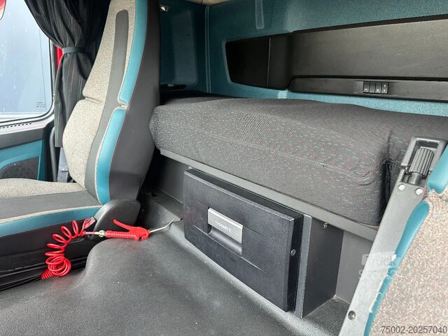 Gevaarlijke stoffen Volvo FM 460 Globetrotter, Night-Airco, ADR (FL, AT),...