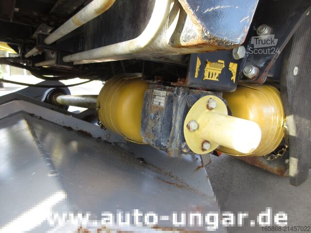 Camion-citerne à vide Trilo S8 Kehrsaugwagen 2015 sweep & collect