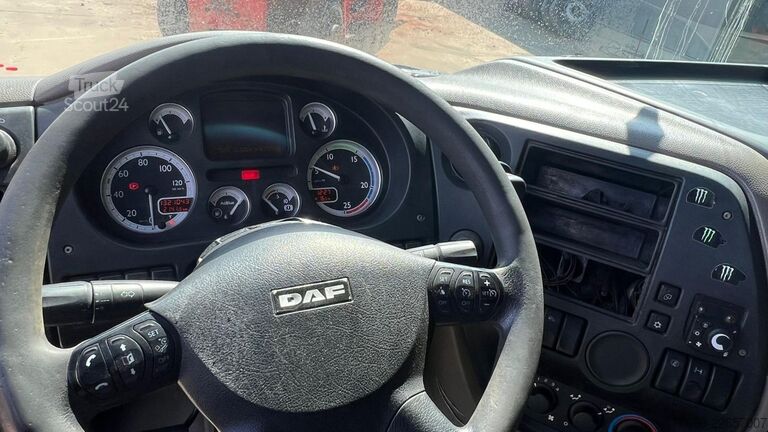Tracteur standard DAF XF 105.410 (BOITE MANUELLE / MANUAL GEARBOX)