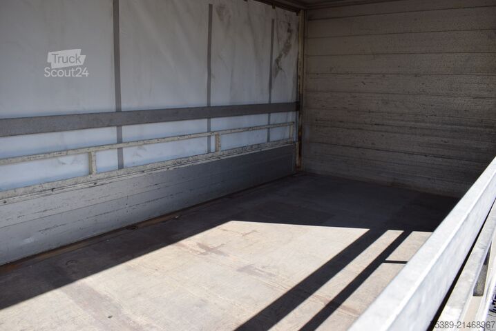 Pick-up bestelwagen Mercedes-Benz Vario  Vario 616 D GetränkeNutzlast 2450KG