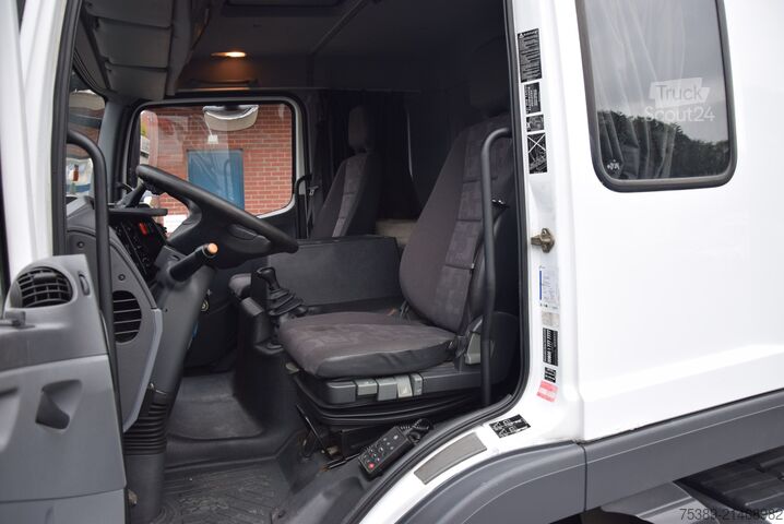 Dodávka na přepravu automobilů Mercedes-Benz Atego 818 Abschepp. Seilwinde AHK Klima Liege