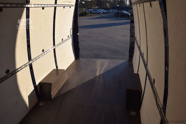 Yüksek tavanlı panelvan Iveco Daily  35 S14 EU6D Automatik Superhochdach Maxi