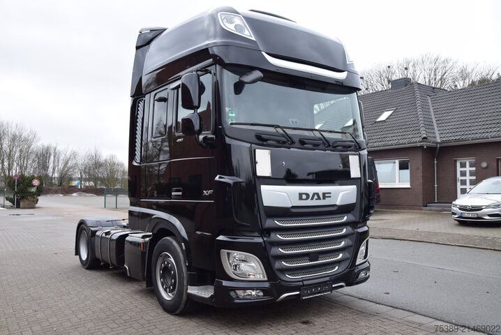 Volumen trækker Daf XF 480 Low Liner Mega Hubsattelplatte ACC