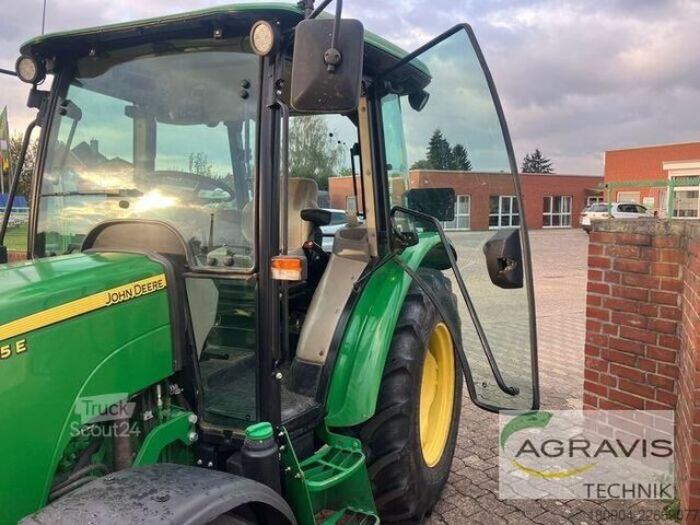 Tractor John Deere 5055 E