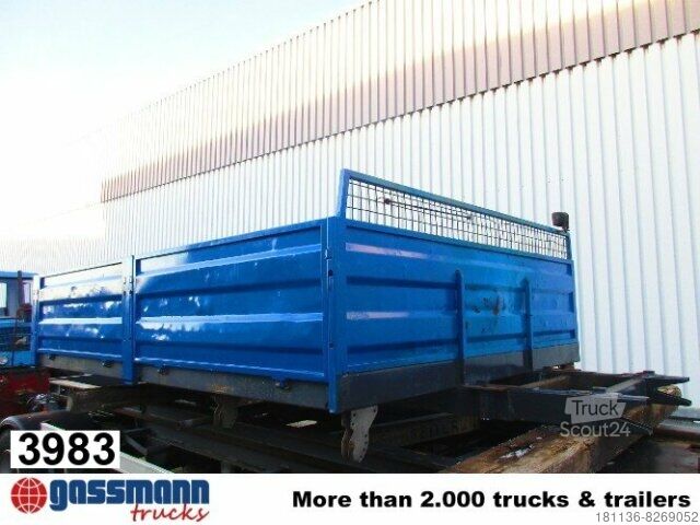 Ciężarówka z płaską platformą - Pritschen-Aufbau