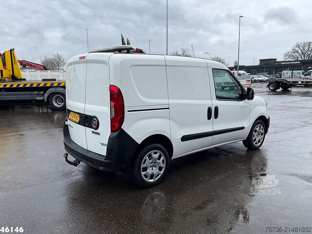 Lagaminas Fiat Doblò Cargo 1.4 T-Jet Natural Power Euro 6 (Be...