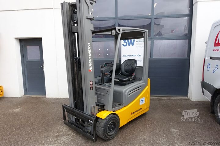 Frontstapler Jungheinrich EFG218K