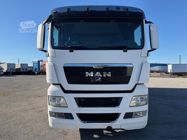 Camião de caixa fechada MAN TGX 26.480 26T 6X2 EJE DIRECIONAL
