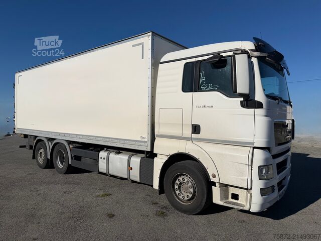 Camião de caixa fechada MAN TGX 26.480 26T 6X2 EJE DIRECIONAL