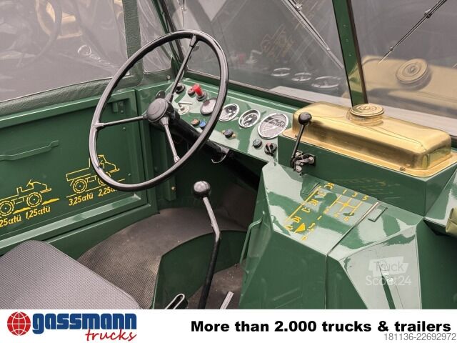 Räätälöity pakettiauto Unimog Unimog 2010, 401/51 / BOEHRINGER