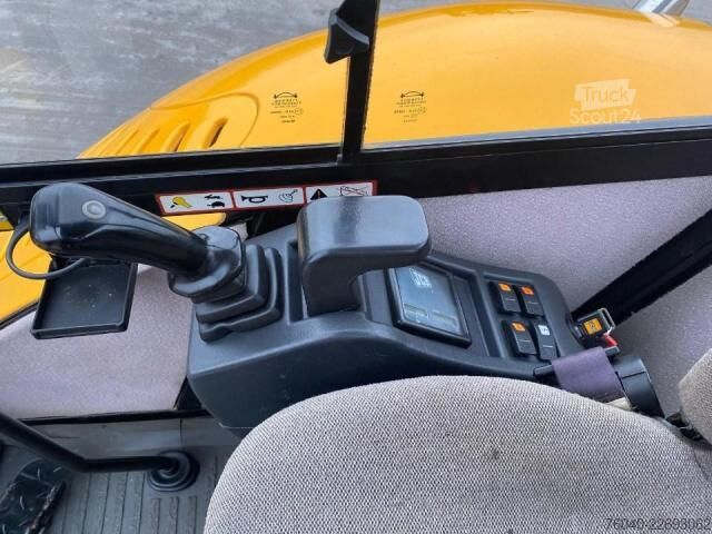 Escavadora de rastos JCB 8060