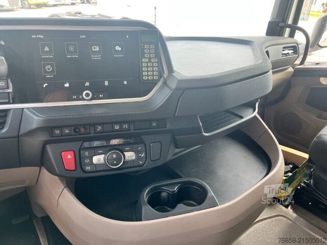Vakio vetoauto DAF XG 480 FT