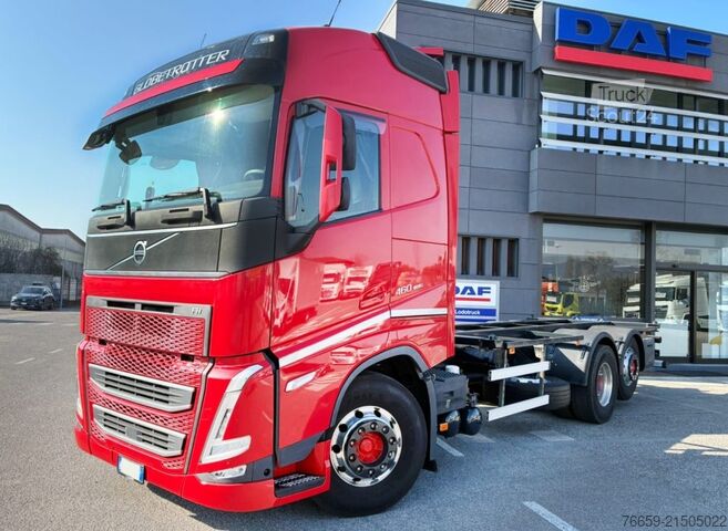 Standardni vlačilec VOLVO FH13 460 trasporto containers